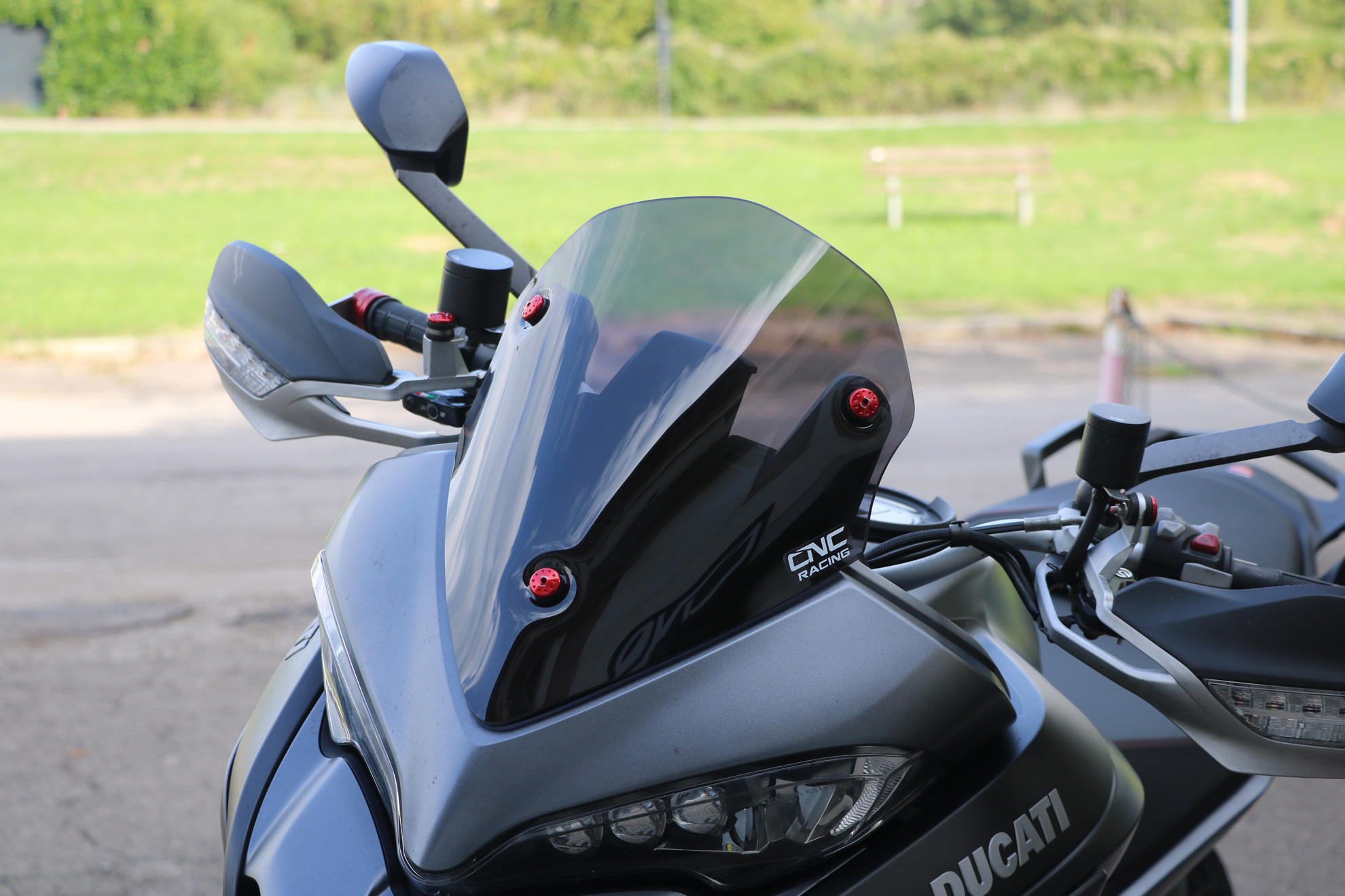 CNC Racing SPORT Windscreen for Ducati Multistrada 1200 / 1260 / 950 CNC Racing SPORT Windscreen for Ducati Multistrada 1200 / 1260 / 950